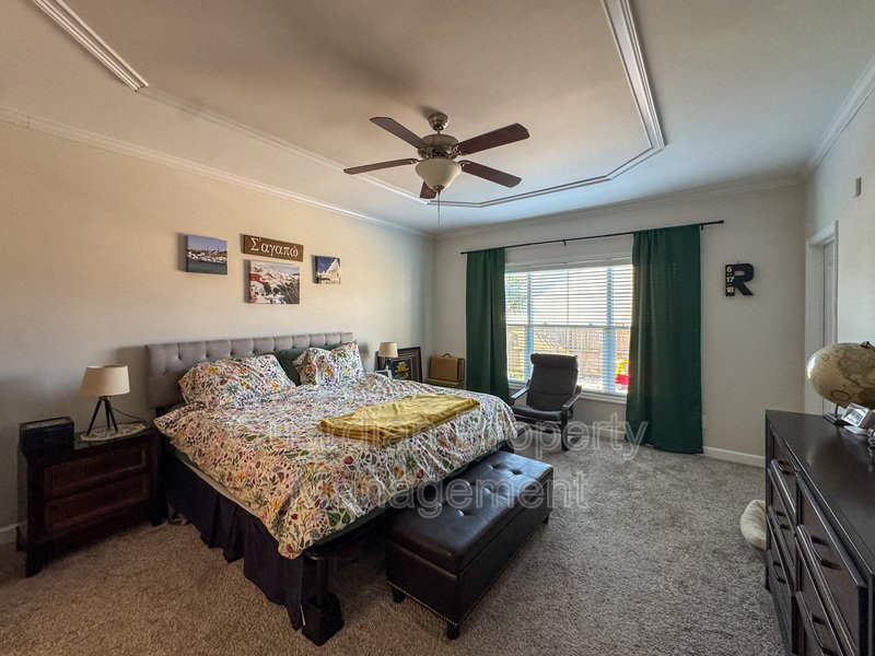 Well-Maintained 4 Bed 2.5 Bath Home with a Pool property image