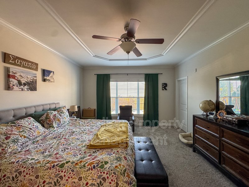 Well-Maintained 4 Bed 2.5 Bath Home with a Pool property image