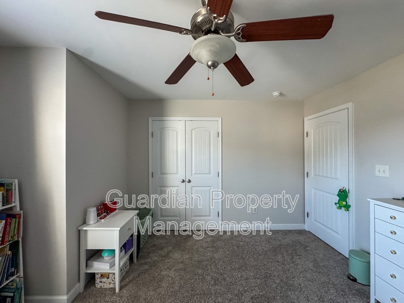 Well-Maintained 4 Bed 2.5 Bath Home with a Pool property image