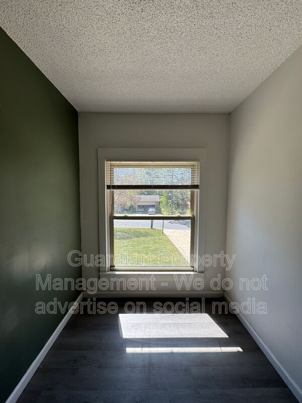 Charming 3 Bed 2 Bath Home with Fenced Yard property image