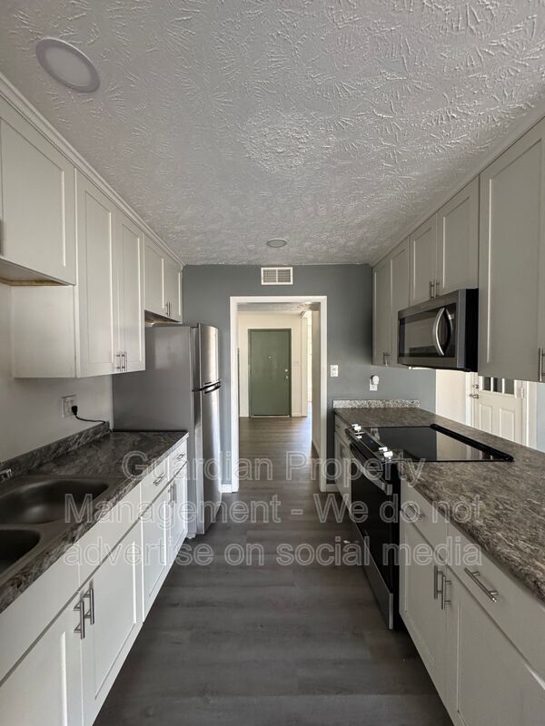 Charming 3 Bed 2 Bath Home with Fenced Yard property image