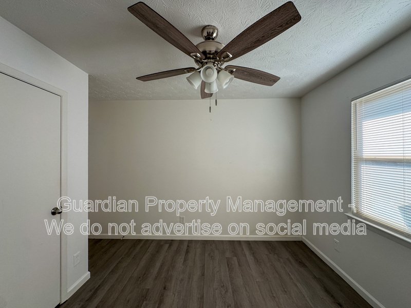 Charming 3 Bed 2 Bath Home with Fenced Yard property image