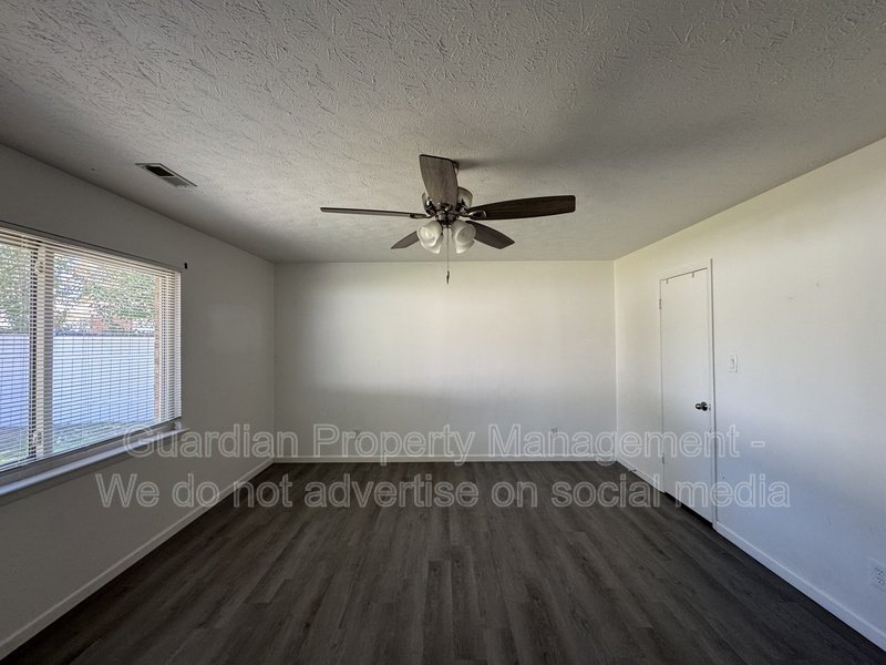 Charming 3 Bed 2 Bath Home with Fenced Yard property image