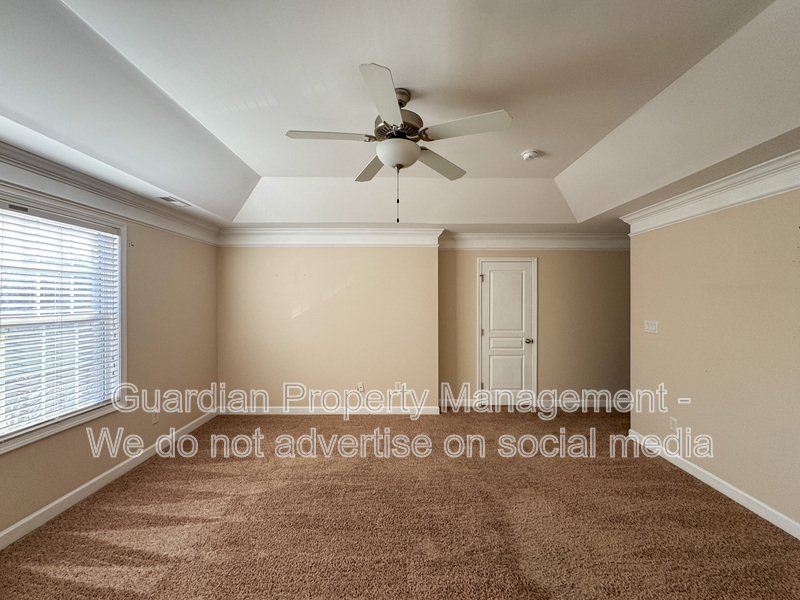 Lovely 3 Bed 2.5 Bath Townhome with Community Amenities property image