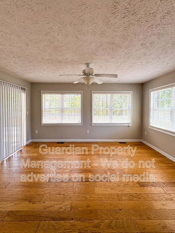 Spacious 4 Bed 2.5 Bath Home in Carolina Lakes property image