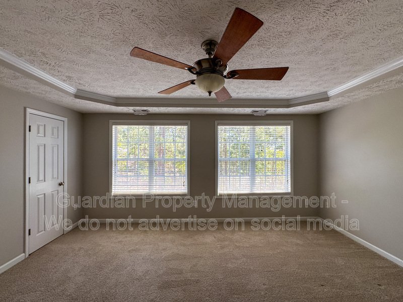 Spacious 4 Bed 2.5 Bath Home in Carolina Lakes property image