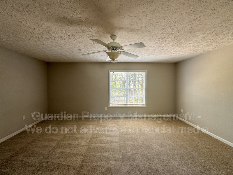 Spacious 4 Bed 2.5 Bath Home in Carolina Lakes property image