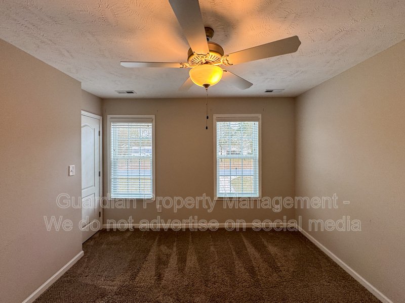 Well-Maintenance 4 Bed 2.5 Bath Hoke County Home property image