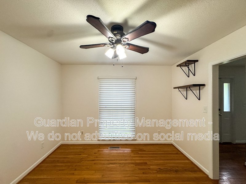 Charming 3 Bed 1.5 Bath Home Close to Fort Bragg property image