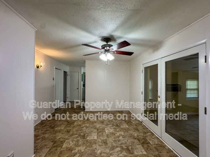 Charming 3 Bed 1.5 Bath Home Close to Fort Bragg property image