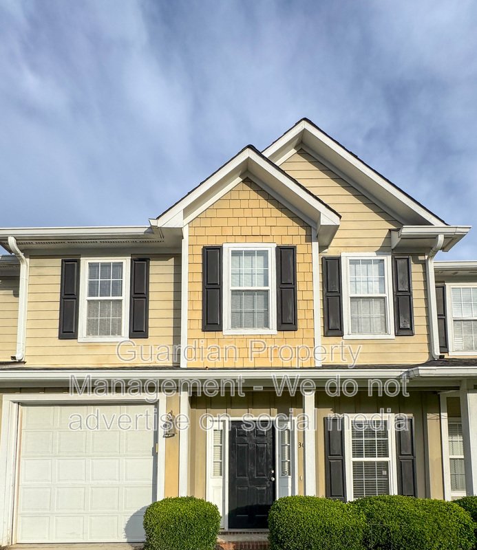 3 Bed 2.5 Bath Townhome with New Flooring and Paint property image