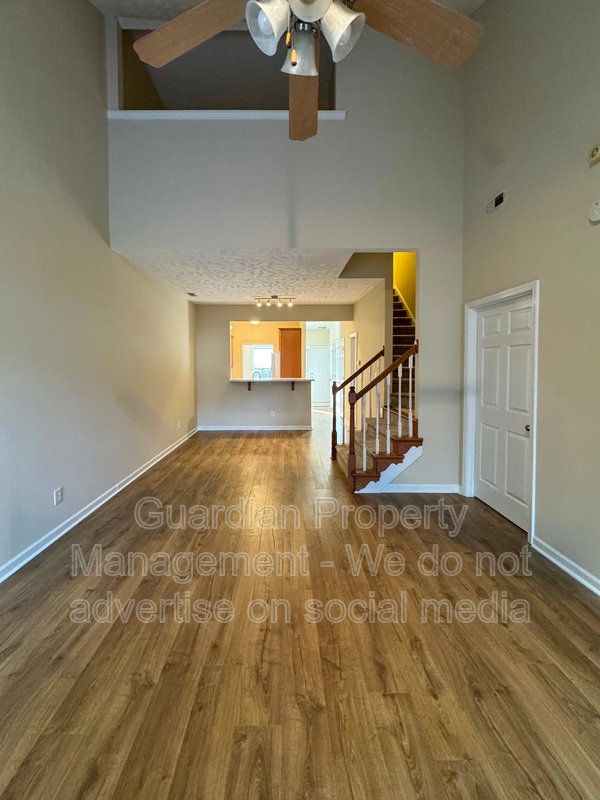 3 Bed 2.5 Bath Townhome with New Flooring and Paint property image