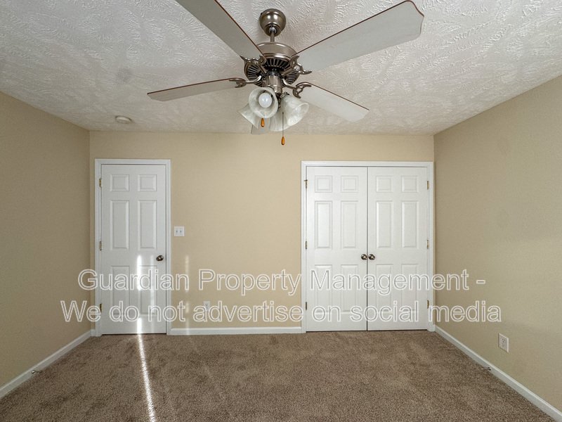 3 Bed 2.5 Bath Townhome with New Flooring and Paint property image