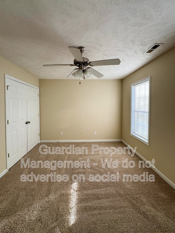 3 Bed 2.5 Bath Townhome with New Flooring and Paint property image
