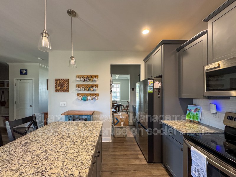 Stunning 4 Bed 2.5 Bath Home in Moore County property image