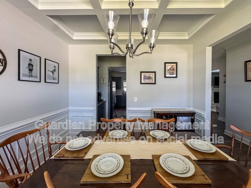 Stunning 4 Bed 2.5 Bath Home in Moore County property image