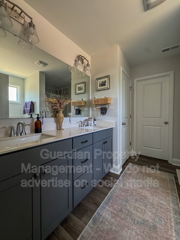 Stunning 4 Bed 2.5 Bath Home in Moore County property image