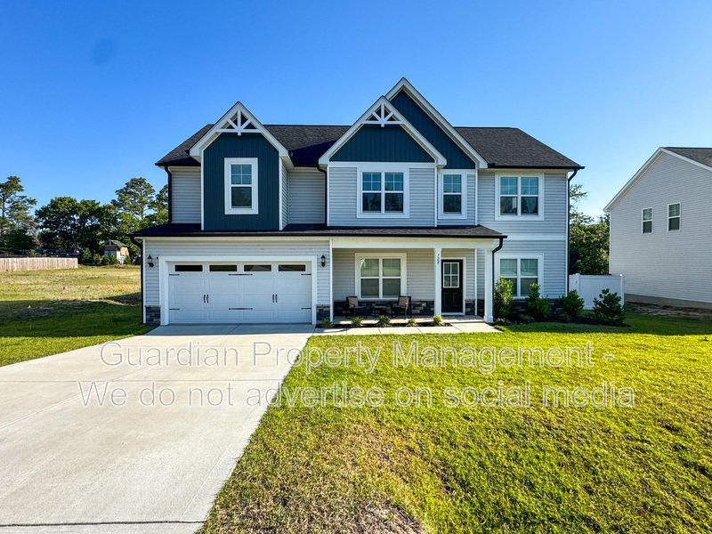 Spacious 4 Bed 3 Bed Home in Pine Forest School District property image