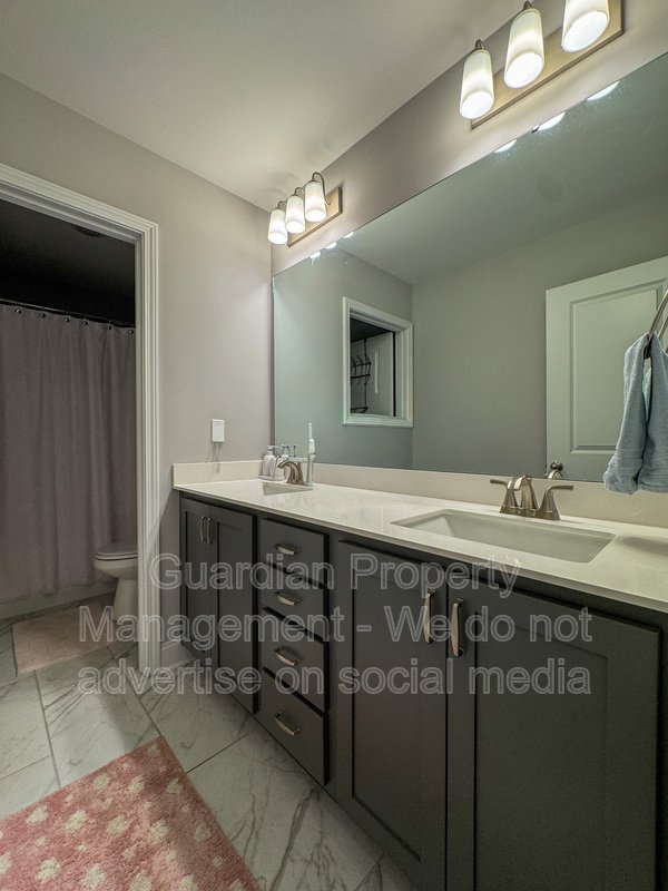 Spacious 4 Bed 3 Bed Home in Pine Forest School District property image