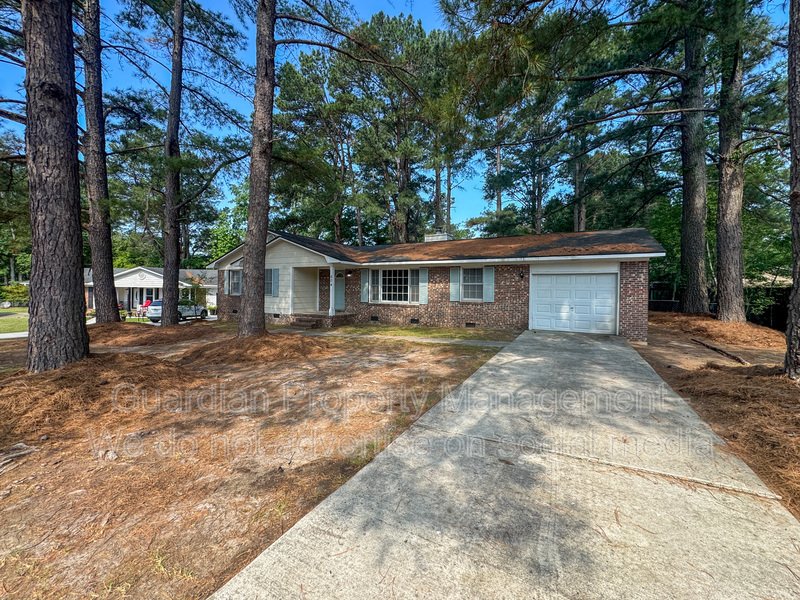 Charming 3 Bed 2 Bath Home with Fenced Yard property image
