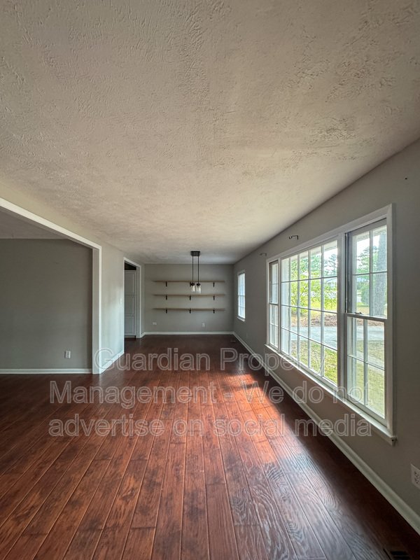 Charming 3 Bed 2 Bath Home with Fenced Yard property image