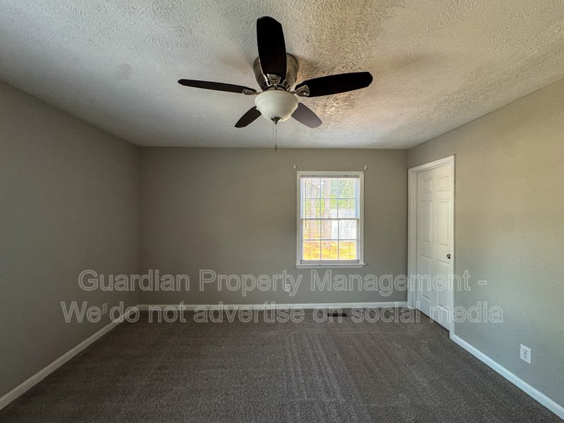Charming 3 Bed 2 Bath Home with Fenced Yard property image