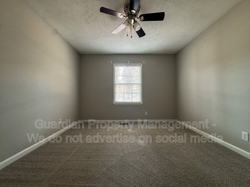 Charming 3 Bed 2 Bath Home with Fenced Yard property image