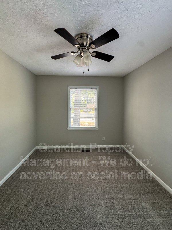 Charming 3 Bed 2 Bath Home with Fenced Yard property image
