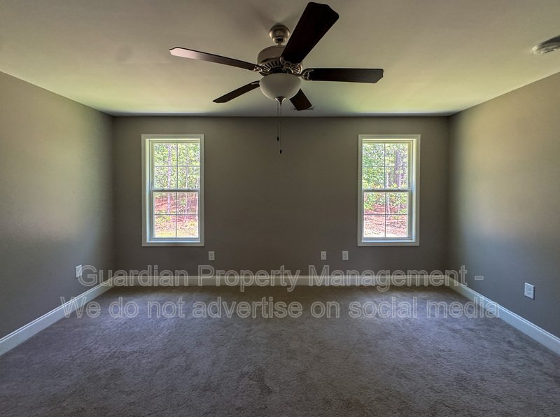 Beautiful 4 Bed 2.5 Bath Home in North Fayetteville property image