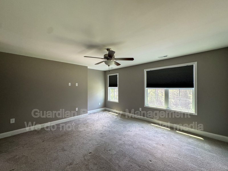 Beautiful 4 Bed 2.5 Bath Home in North Fayetteville property image
