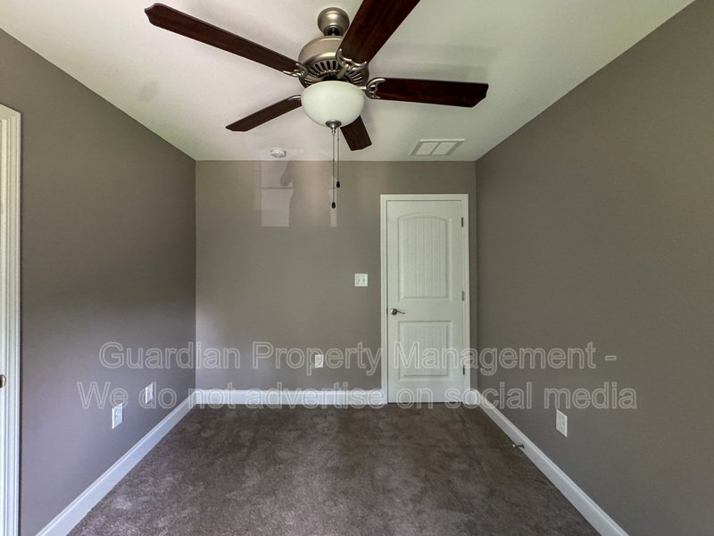 Beautiful 4 Bed 2.5 Bath Home in North Fayetteville property image