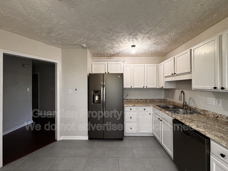 Charming 3 Bed 2 Bath Home in Cameron property image