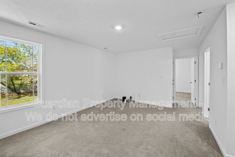 Beautiful 3 Bed 2.5 Bath Fayetteville Home with Fenced Yard property image