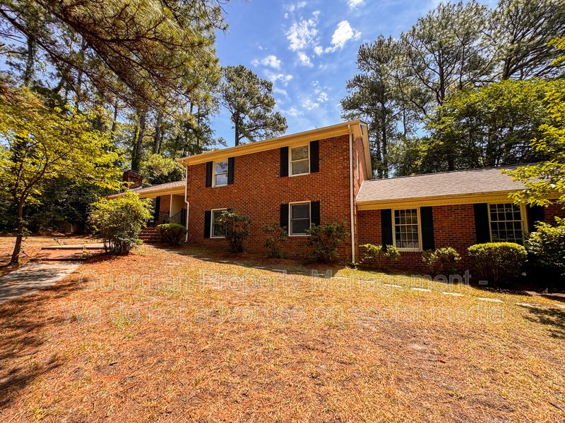 Beautiful Tri Level Home in Vanstory Hills property image