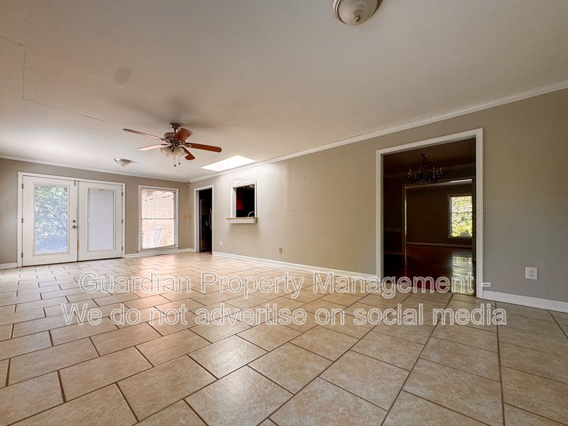 Beautiful Tri Level Home in Vanstory Hills property image
