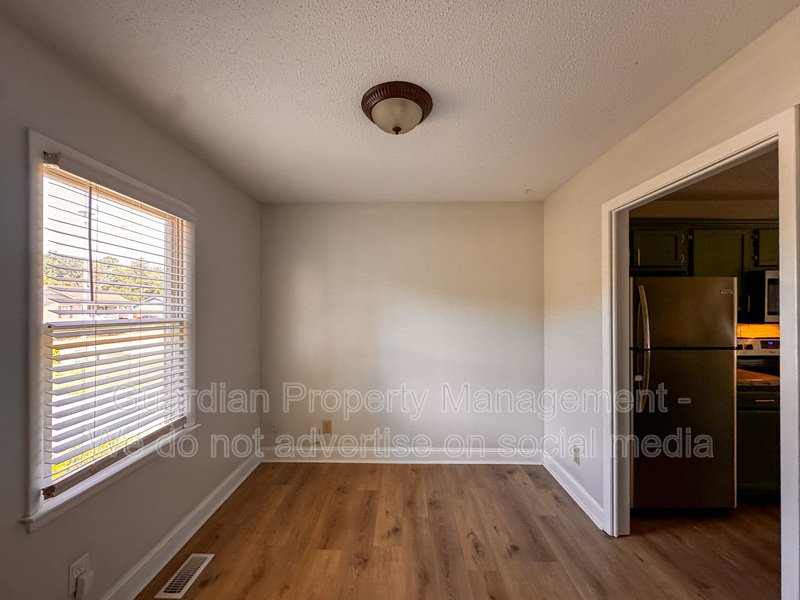 Stylish 3 Bed 2 Bath Home in Jack Britt property image
