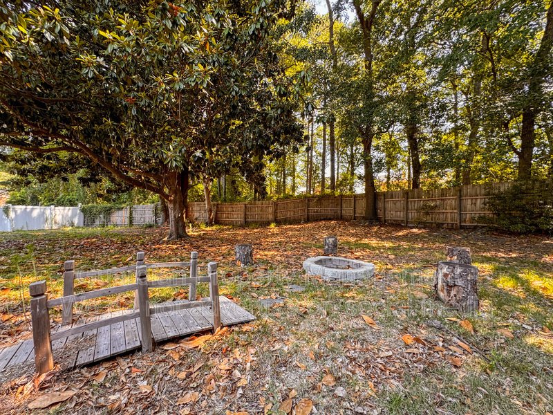 Stylish 3 Bed 2 Bath Home in Jack Britt property image