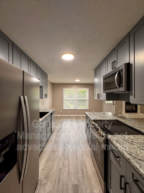Updated 3 Bed 2 Bath Home near Fort Bragg property image