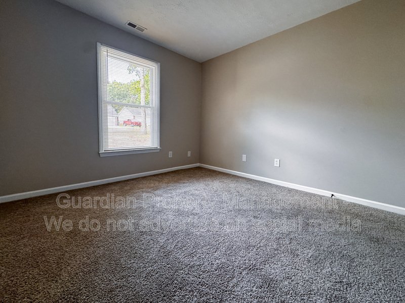 Updated 3 Bed 2 Bath Home near Fort Bragg property image
