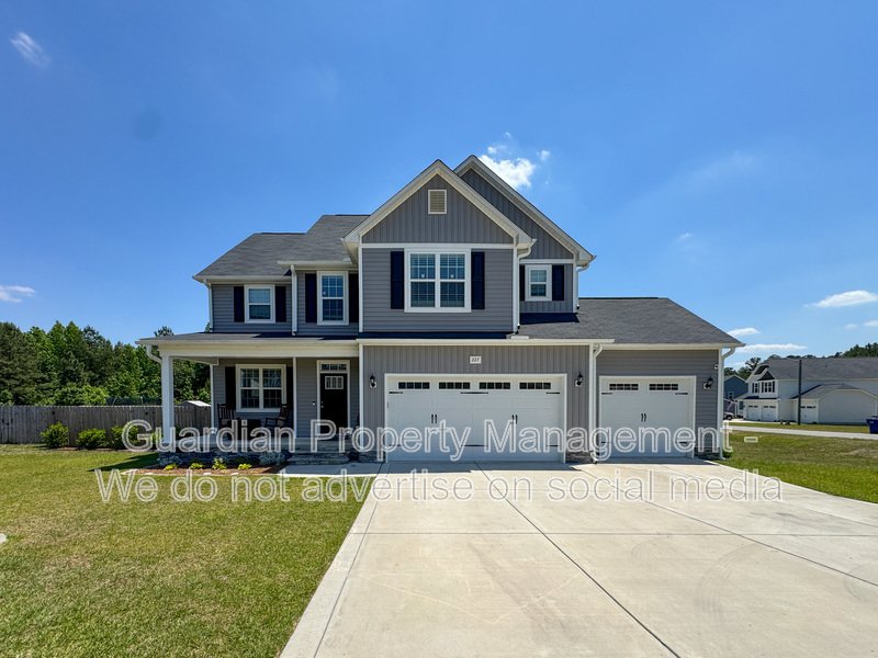 Stunning 4 Bed 2.5 Bath Home in Moore County property image