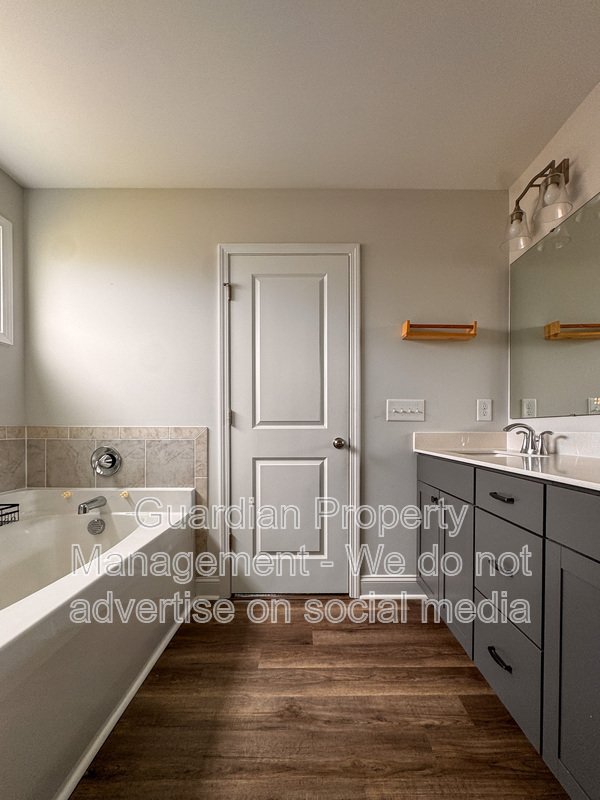 Stunning 4 Bed 2.5 Bath Home in Moore County property image