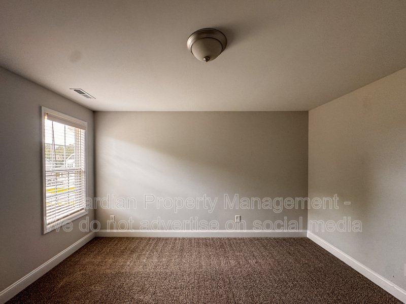 Stunning 4 Bed 2.5 Bath Home in Moore County property image