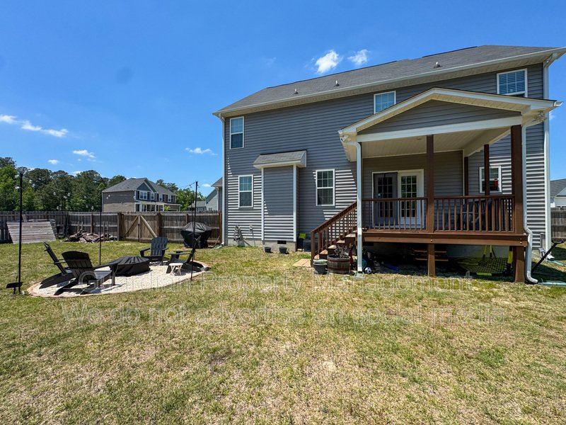 Stunning 4 Bed 2.5 Bath Home in Moore County property image