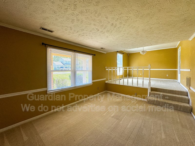 Charming 3 Bed 2.5 Bath Fayetteville Home property image