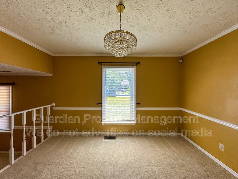 Charming 3 Bed 2.5 Bath Fayetteville Home property image