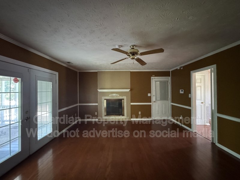 Charming 3 Bed 2.5 Bath Fayetteville Home property image