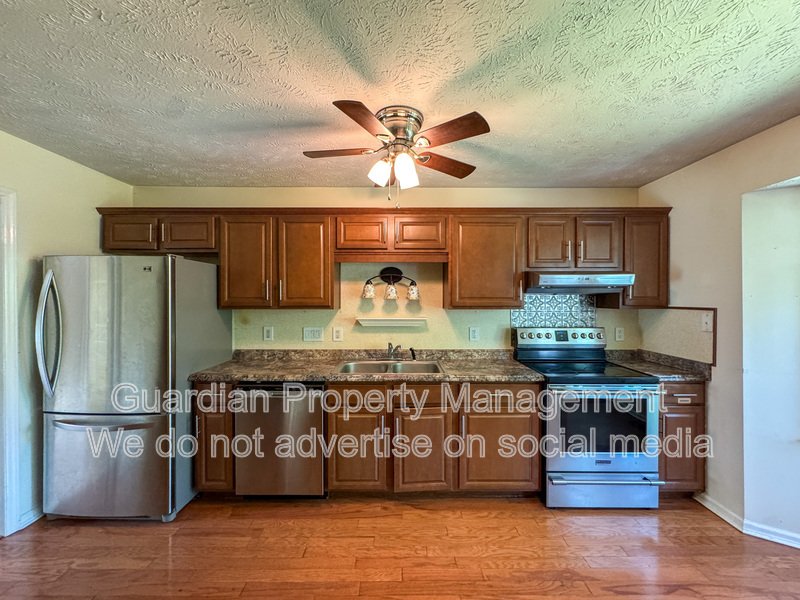 Charming 3 Bed 2.5 Bath Fayetteville Home property image
