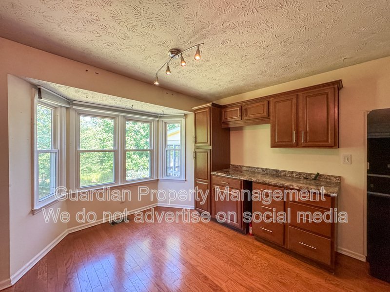 Charming 3 Bed 2.5 Bath Fayetteville Home property image