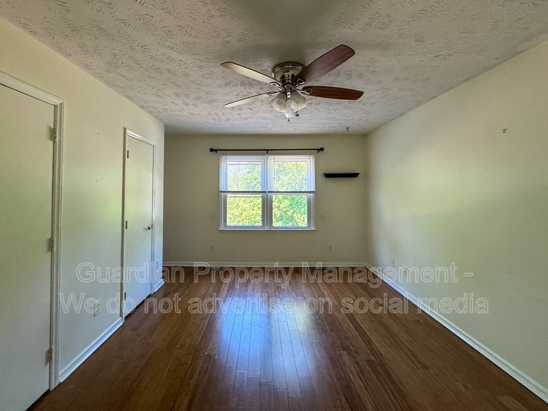 Charming 3 Bed 2.5 Bath Fayetteville Home property image