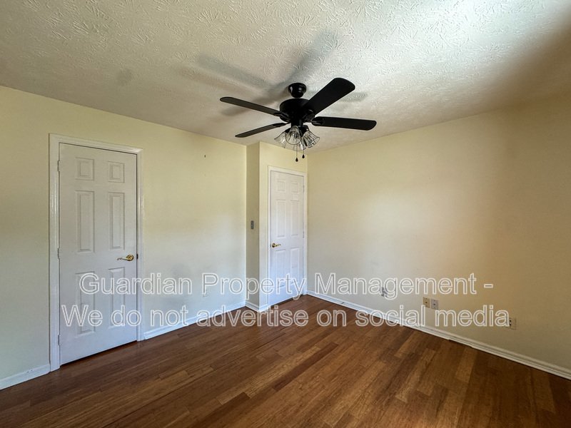 Charming 3 Bed 2.5 Bath Fayetteville Home property image